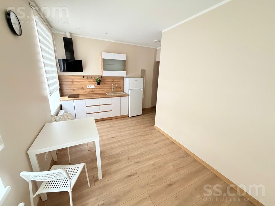 Apartment photo 2