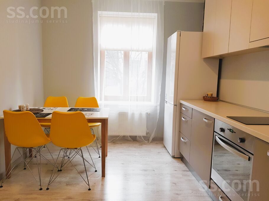 Apartment photo 3