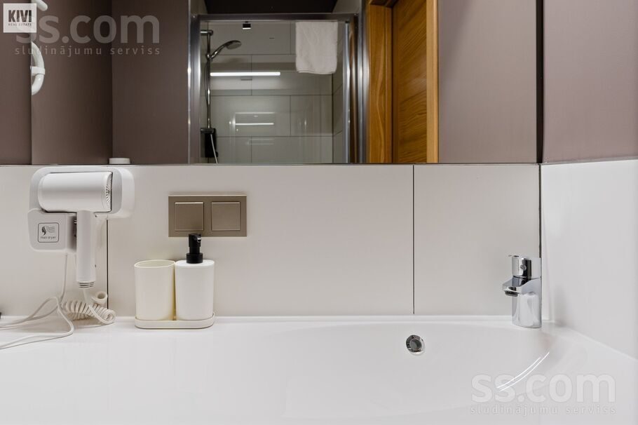 Apartment photo 5
