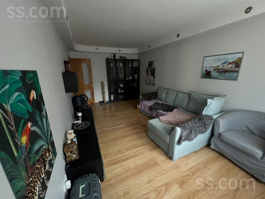 Apartment photo 2