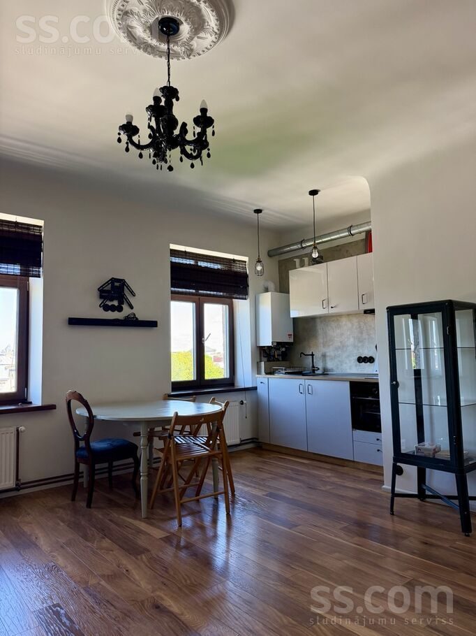 Apartment photo 2