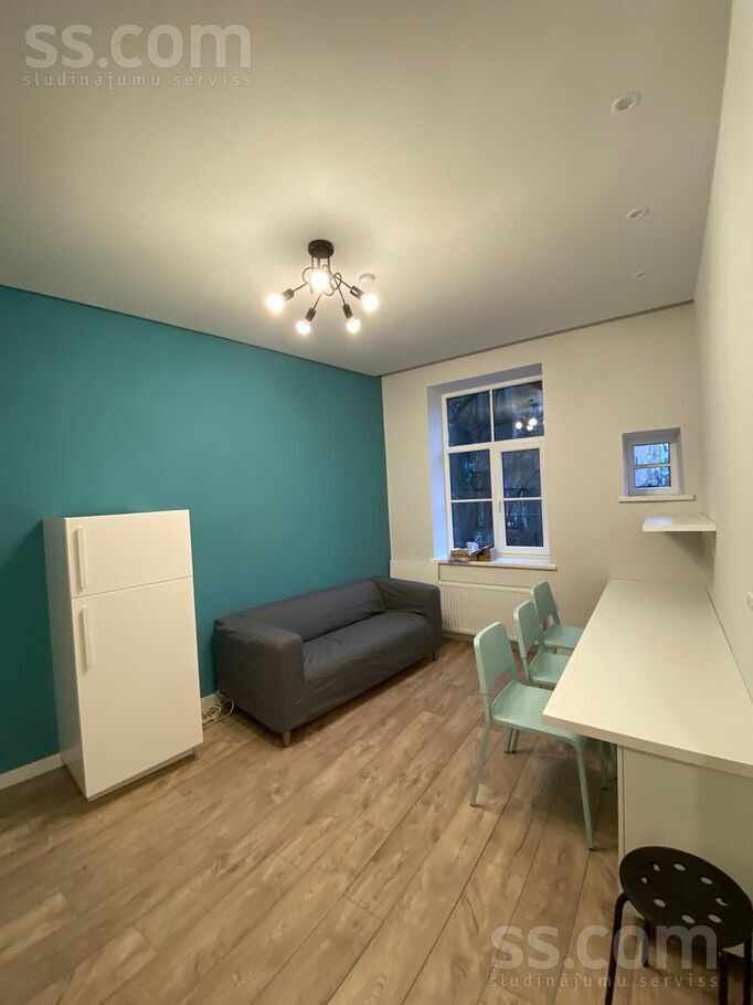 Apartment photo 2