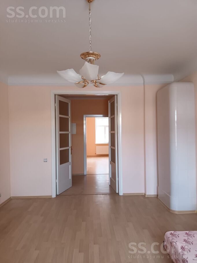 Apartment photo 2