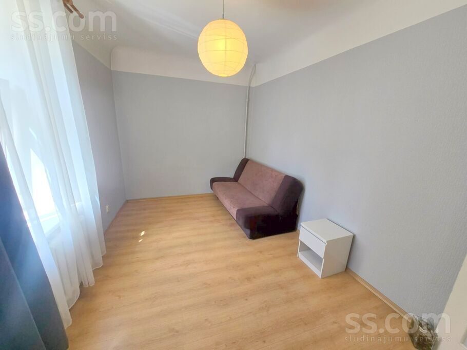 Apartment photo 2