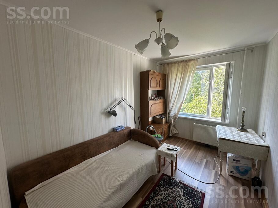 Apartment photo 8