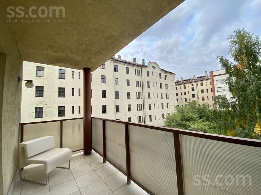 Apartment photo 7