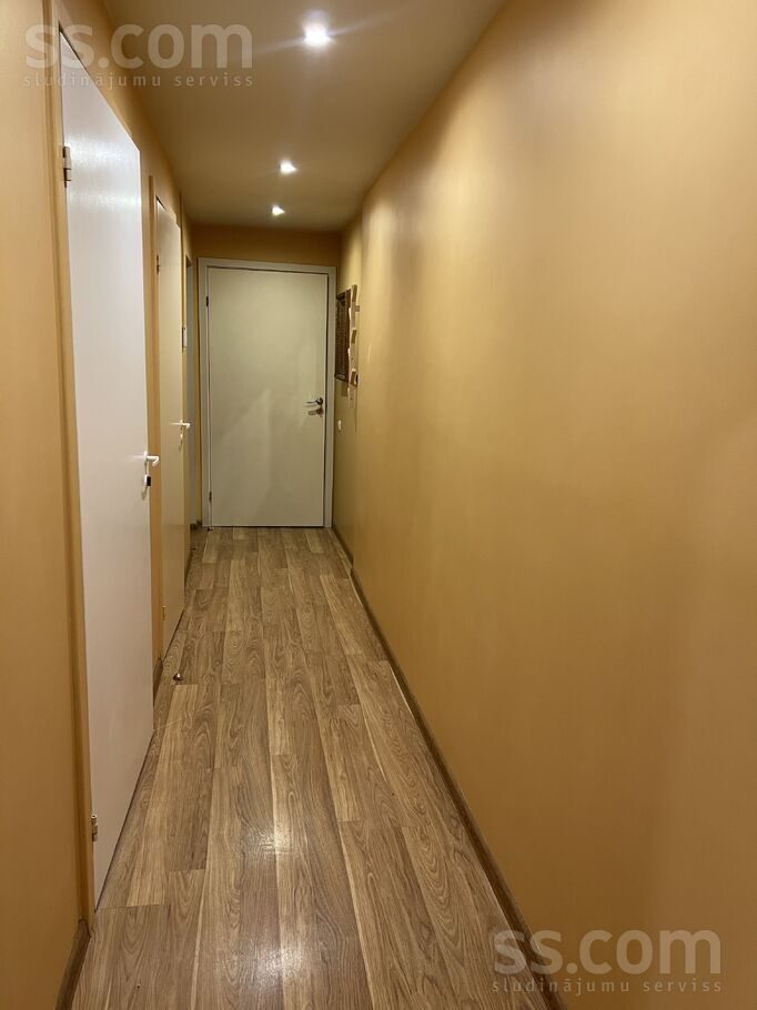 Apartment photo 8