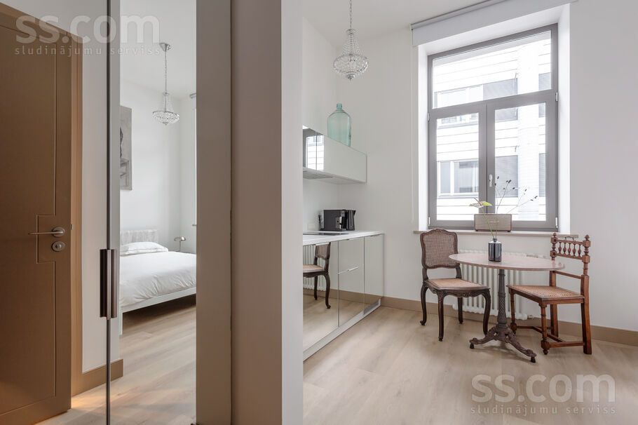 Apartment photo 4