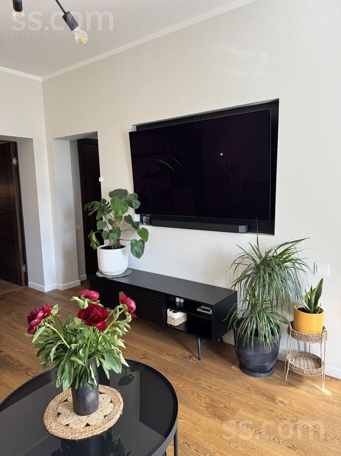 Apartment photo 2