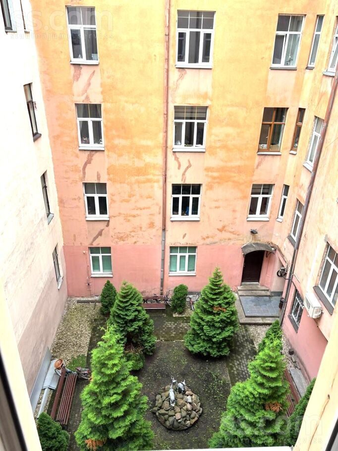 Apartment photo 13