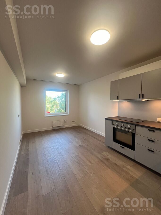 Apartment photo 2