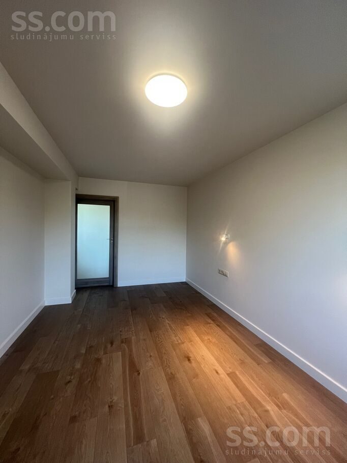 Apartment photo 4