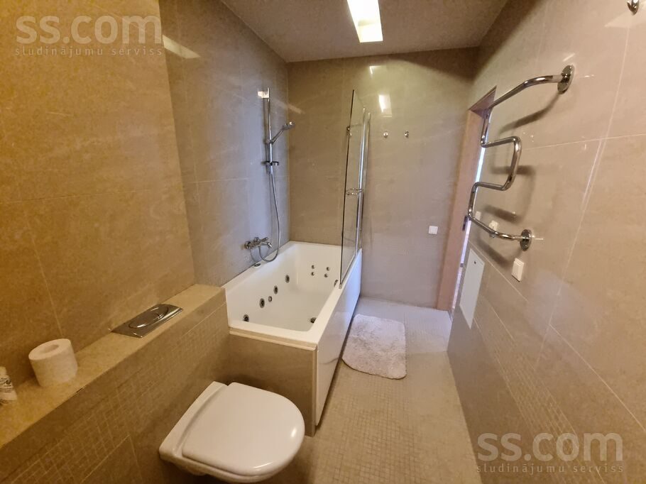 Apartment photo 5