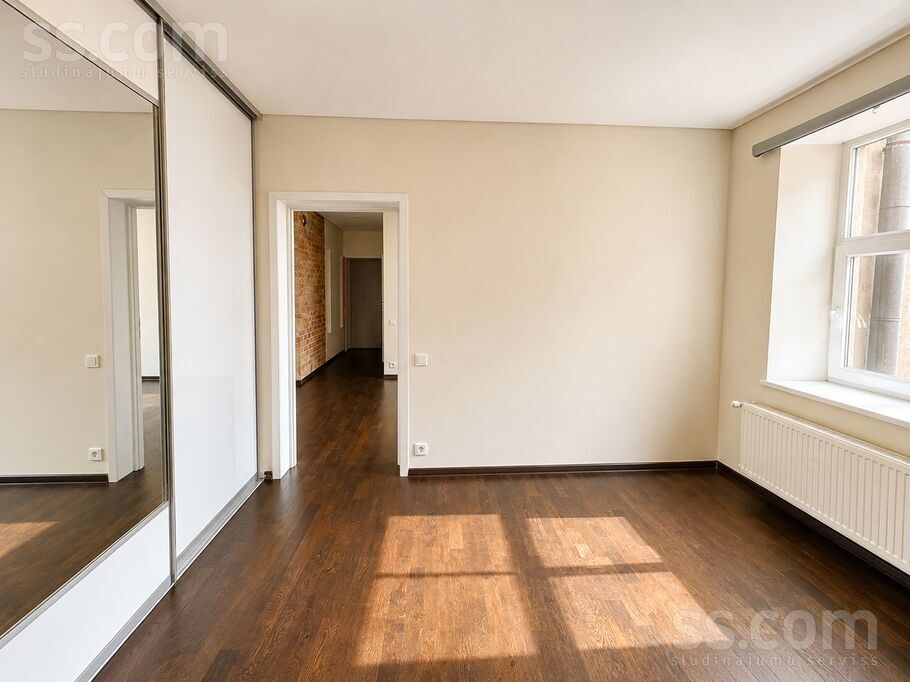 Apartment photo 3