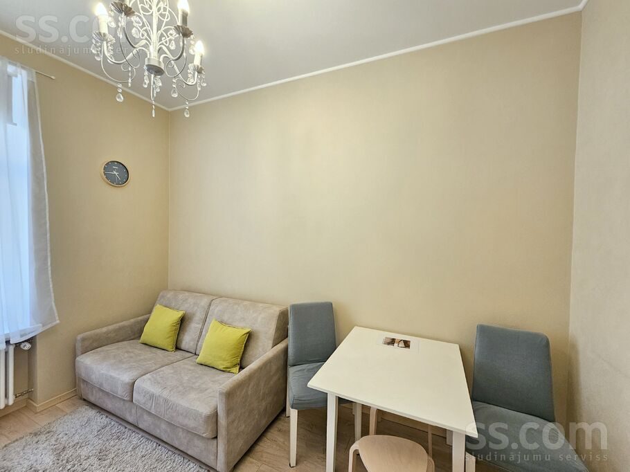 Apartment photo 2
