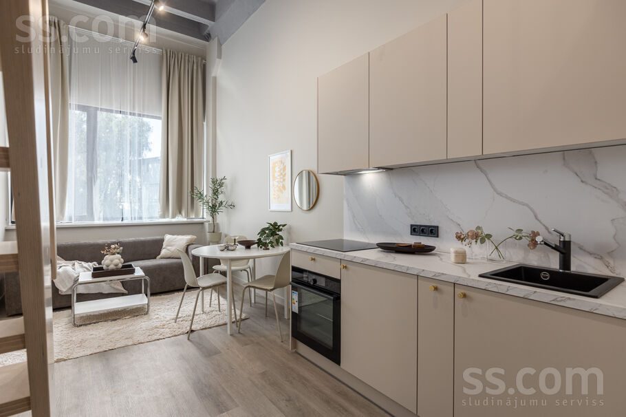 Apartment photo 2