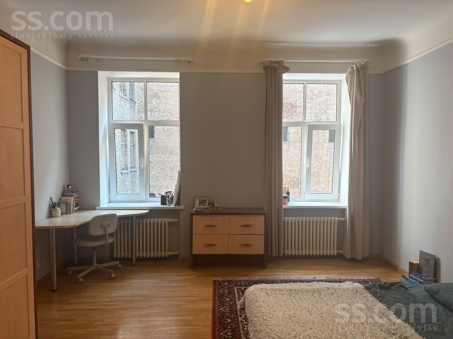 Apartment photo 4