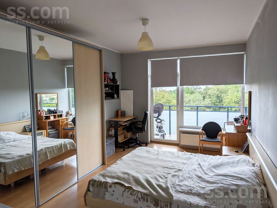 Apartment photo 4