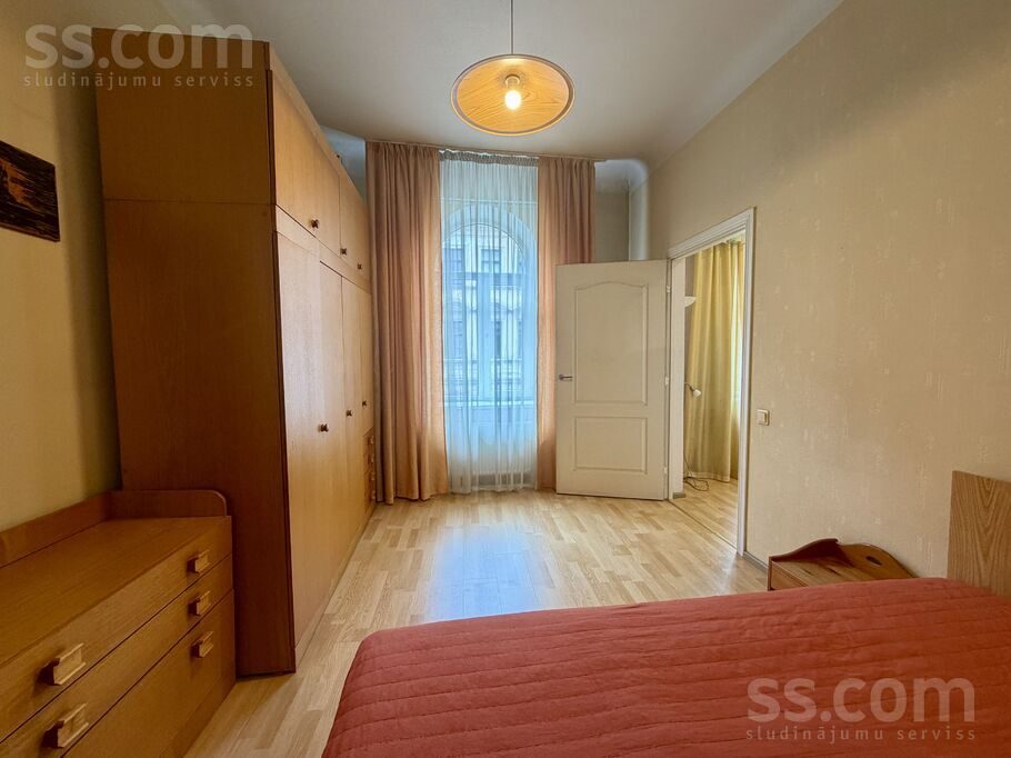 Apartment photo 5