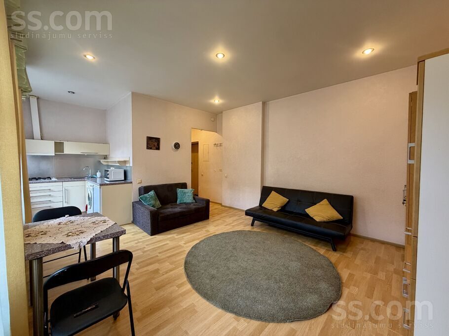 Apartment photo 2