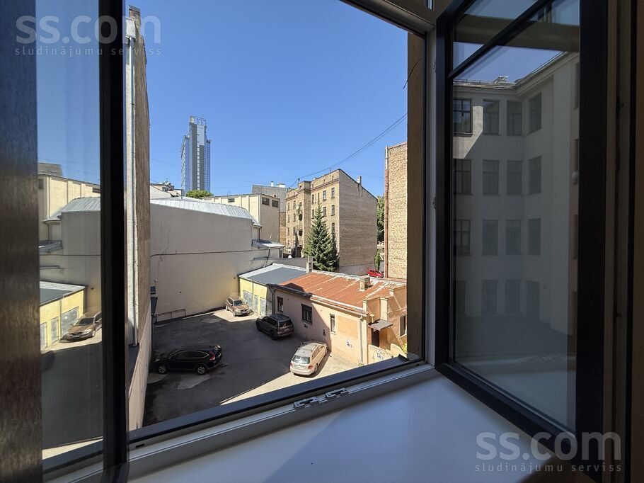 Apartment photo 9