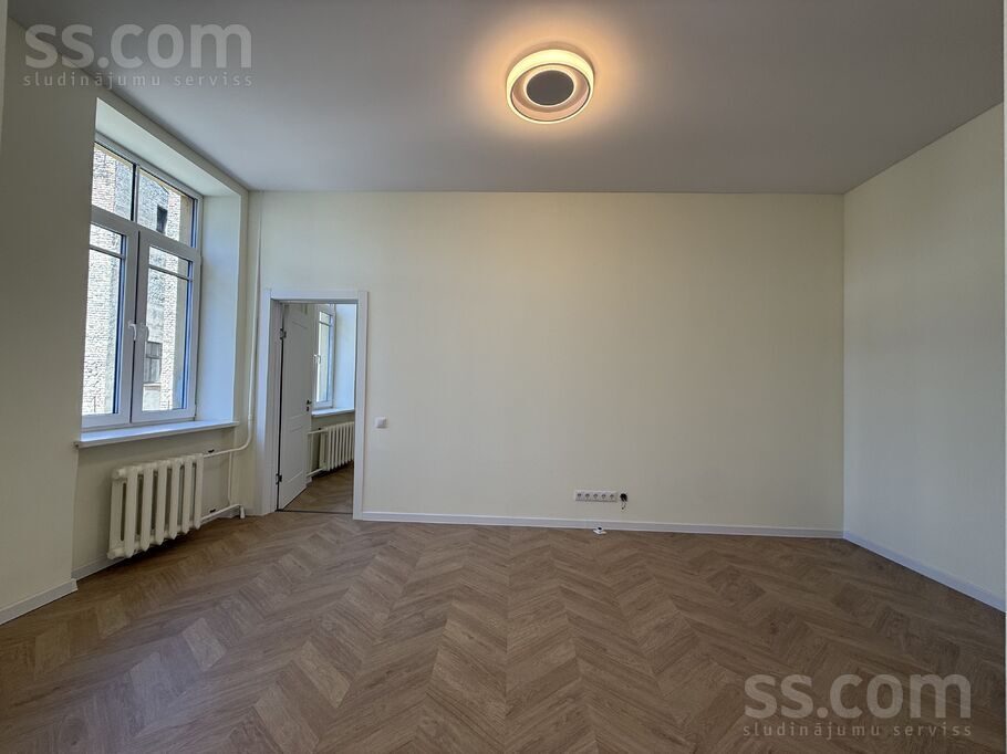 Apartment photo 5