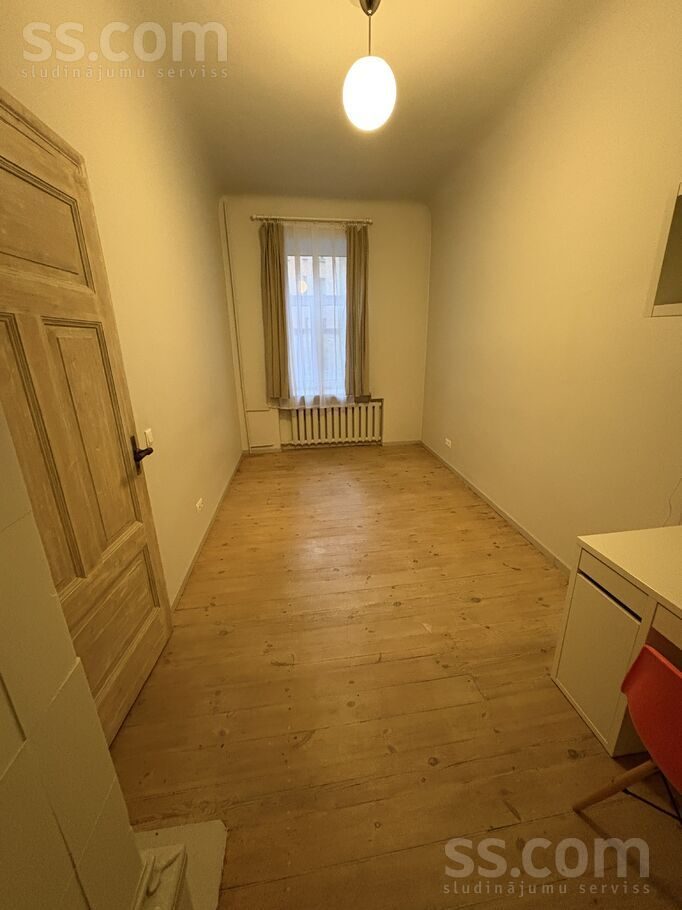 Apartment photo 10