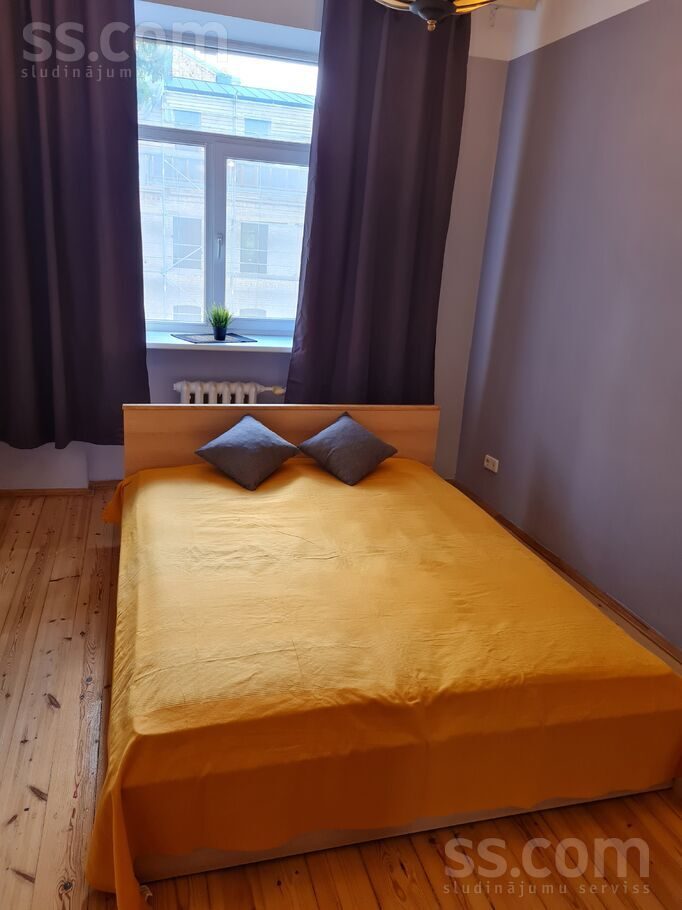 Apartment photo 2