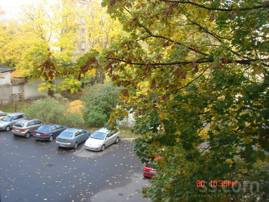 Apartment photo 8