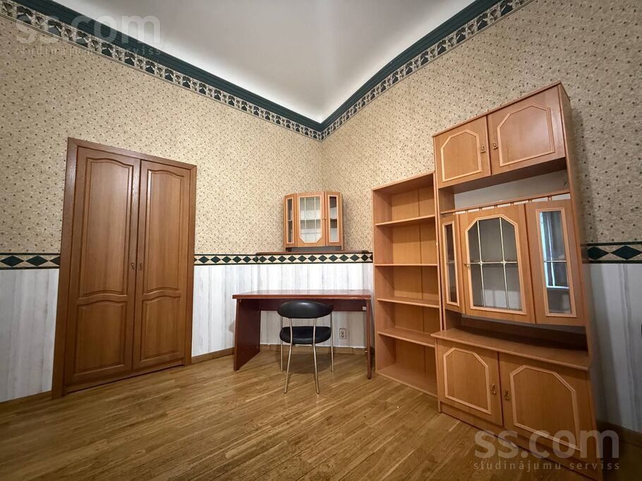 Apartment photo 5