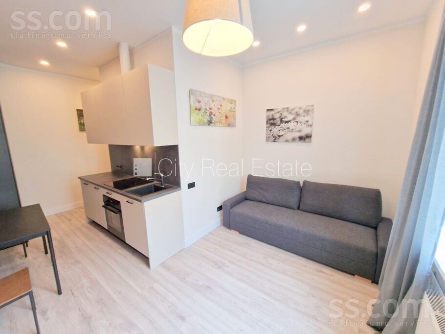 Apartment photo 2