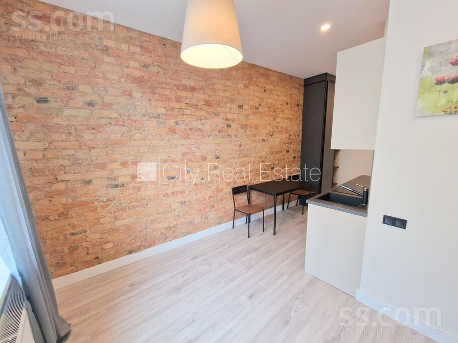 Apartment photo 8