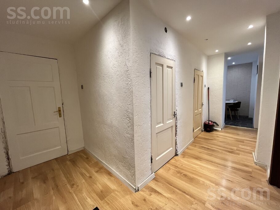 Apartment photo 7