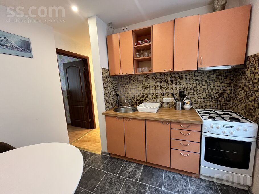 Apartment photo 2