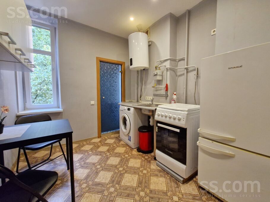 Apartment photo 5
