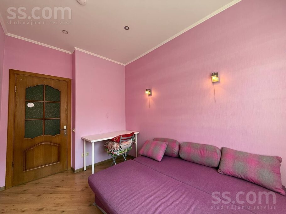 Apartment photo 4