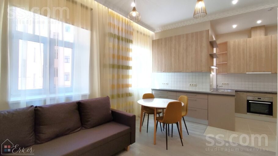 Apartment photo 2