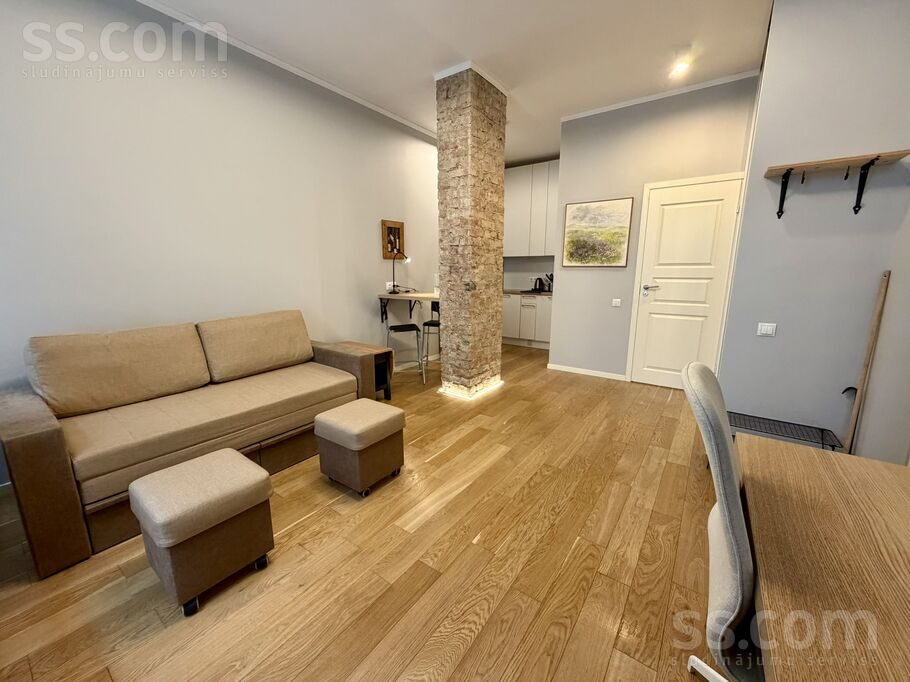Apartment photo 2