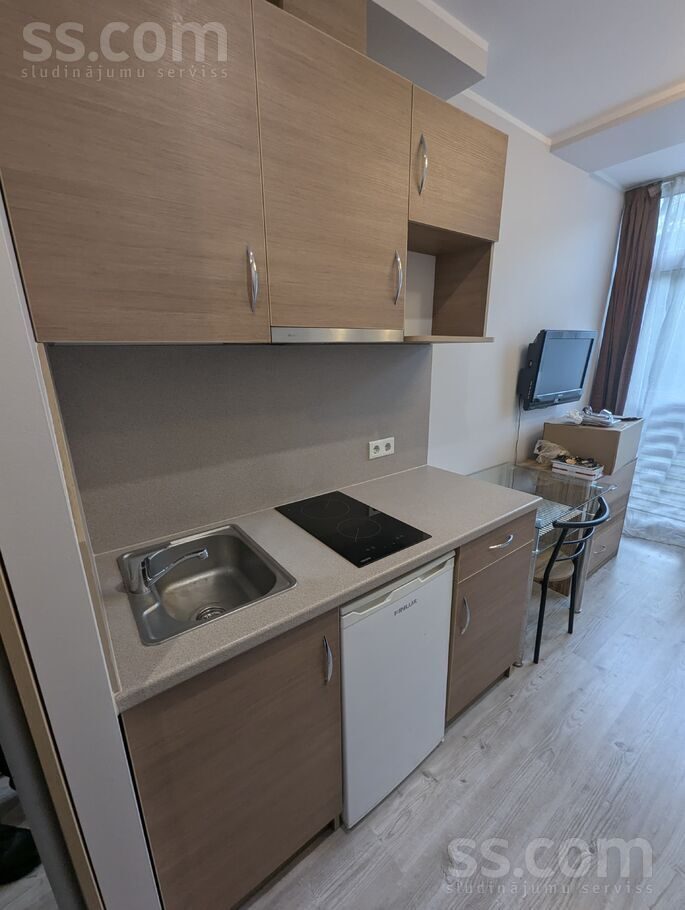 Apartment photo 2