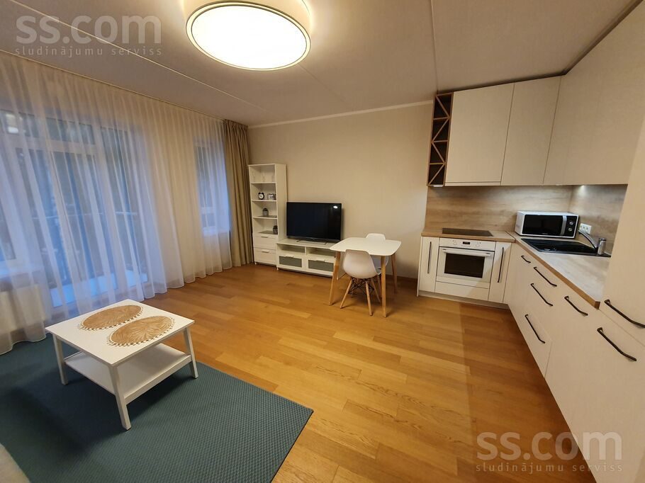 Apartment photo 2