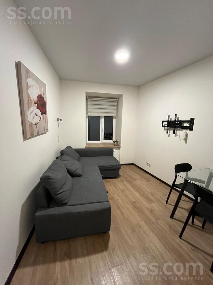 Apartment photo 4
