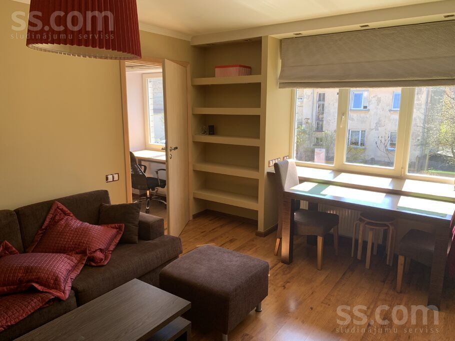 Apartment photo 2