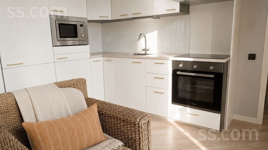 Apartment photo 2