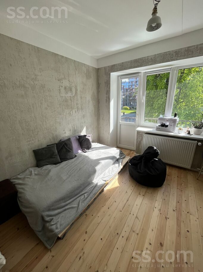Apartment photo 2