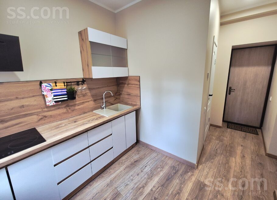 Apartment photo 2