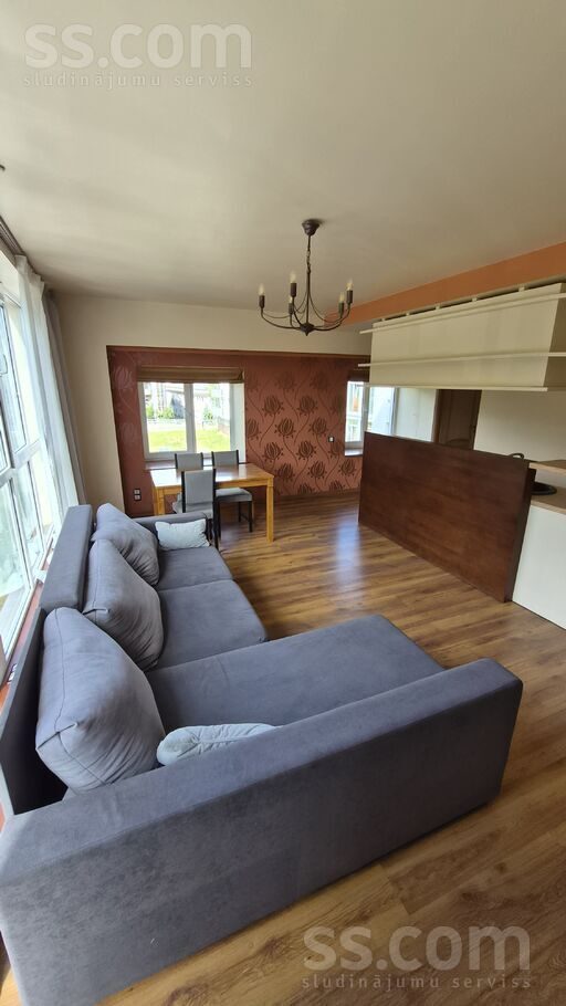 Apartment photo 2