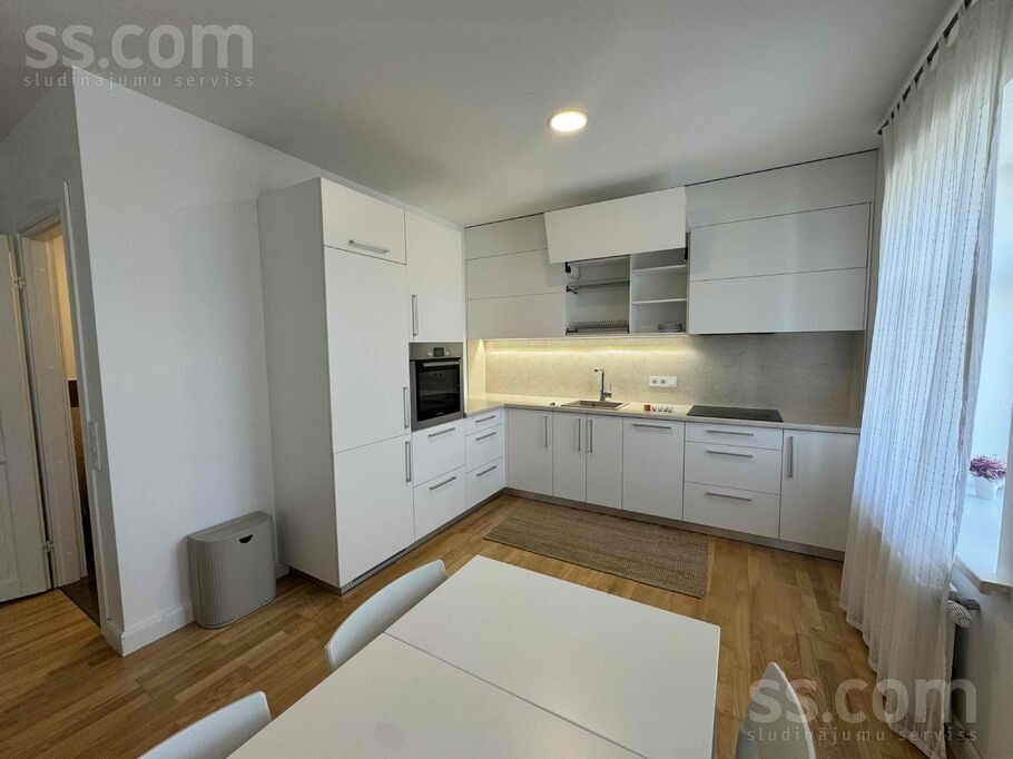 Apartment photo 4