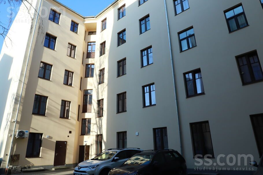 Apartment photo 9