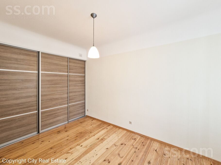 Apartment photo 9