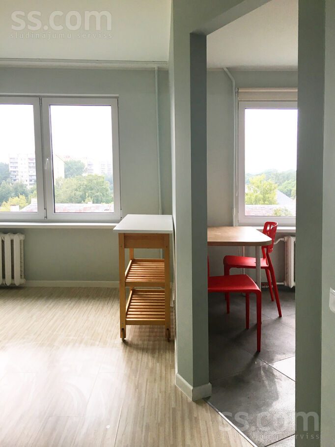 Apartment photo 2